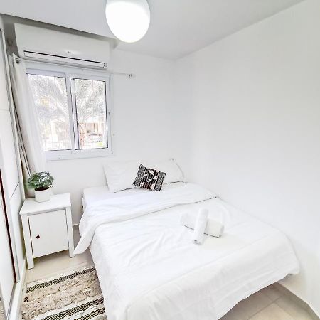 Appartamento Great Location Fully Equipped Eilat Esterno foto