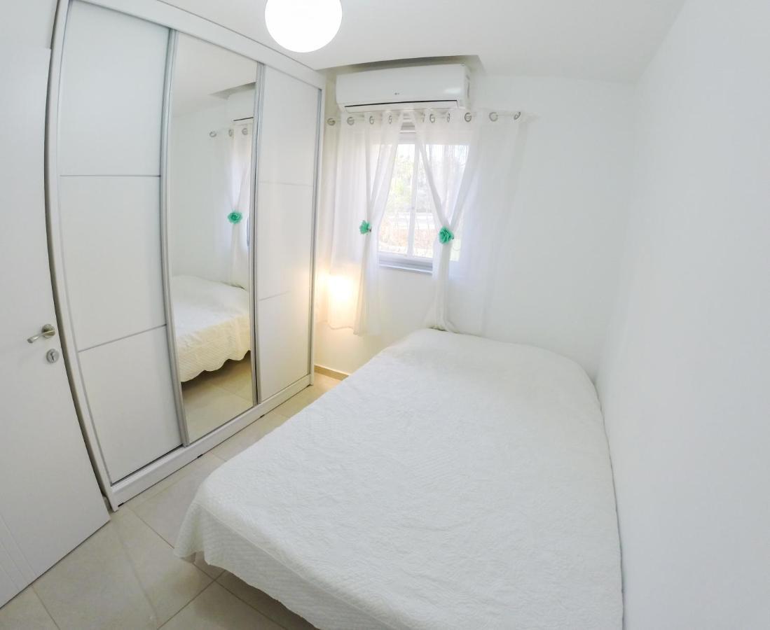 Appartamento Great Location Fully Equipped Eilat Esterno foto